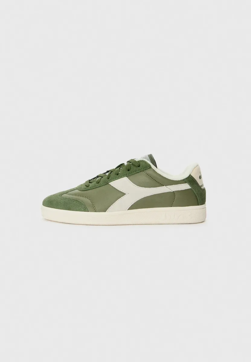KICK - Sneaker low - cypress green
