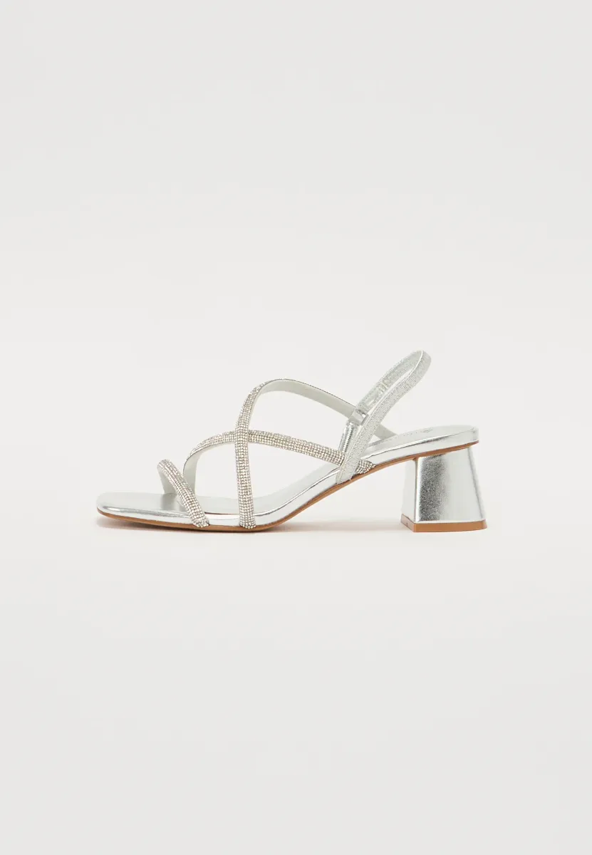 KIIRA - Riemensandalette - silver coloured