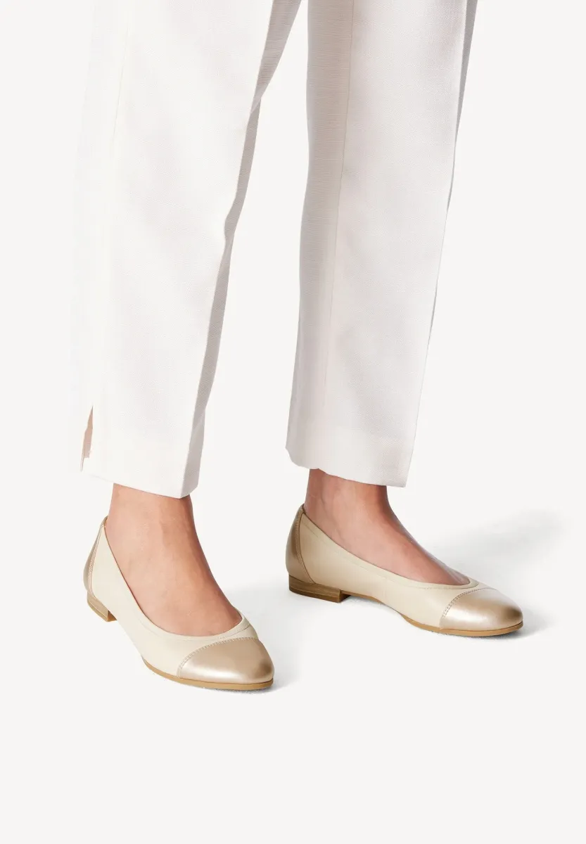 Klassischer Ballerina - ivory comb
