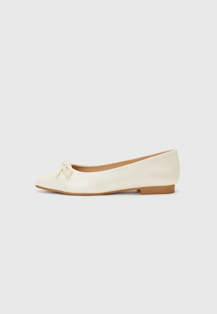 Klassischer Ballerina - off white