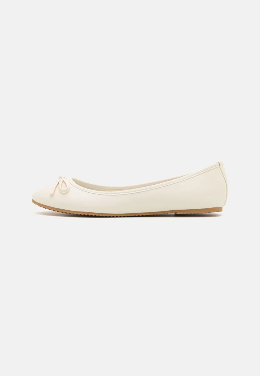 Klassischer Ballerina - off-white