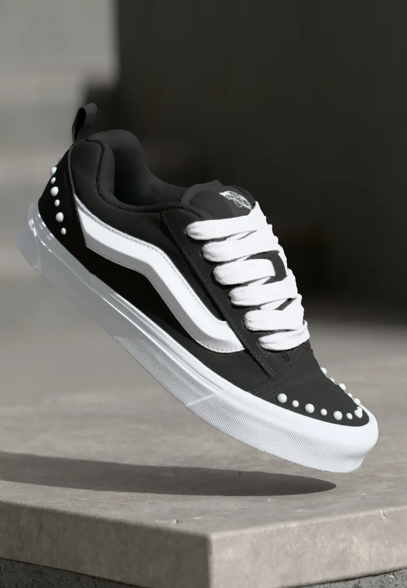 KNU SKOOL - Skateschuh - black