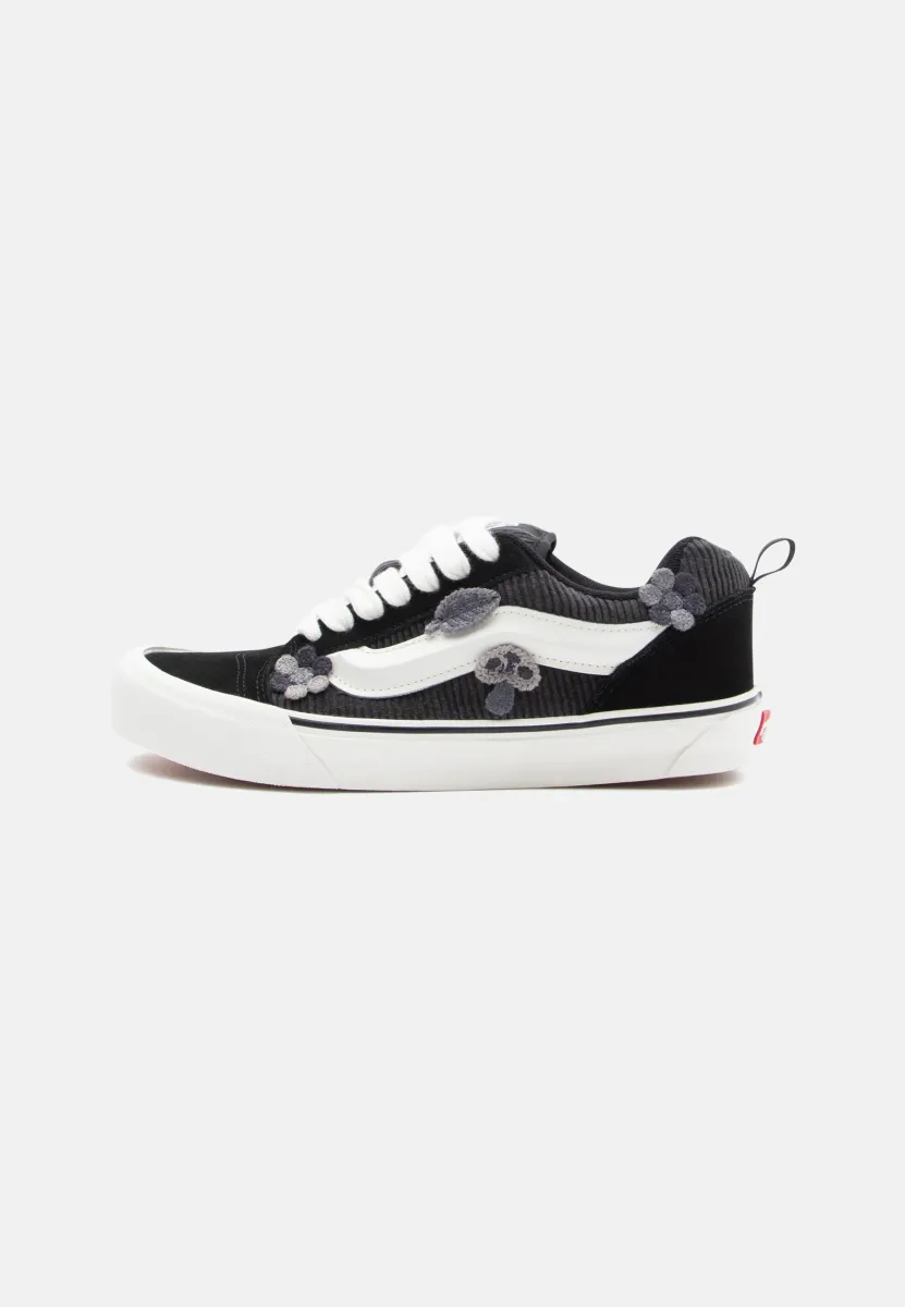 KNU SKOOL UNISEX - Skateschuh - black