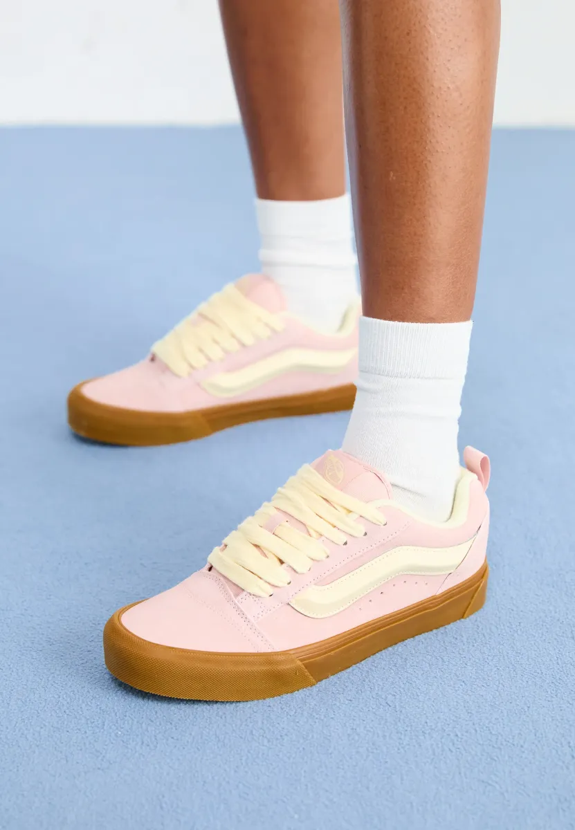 KNU SKOOL UNISEX - Skateschuh - gum sepia rose