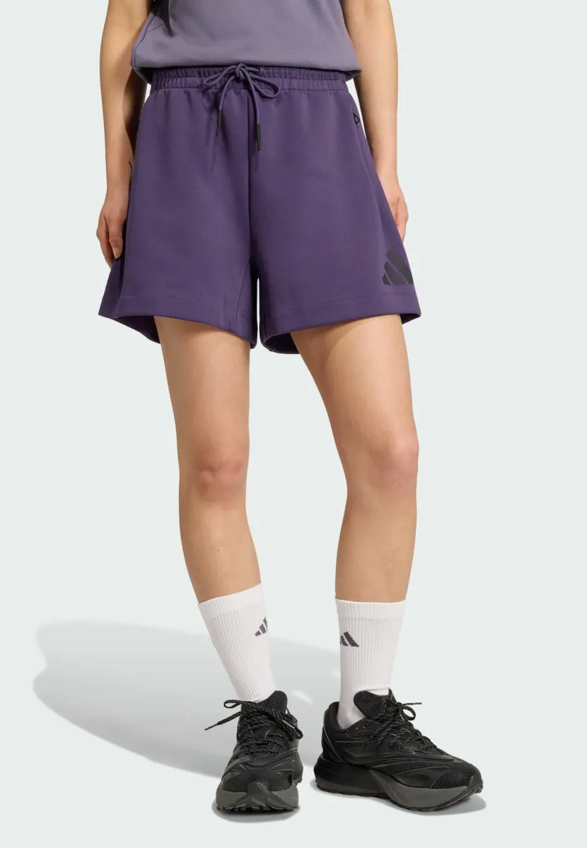 Kurze Sporthose - aurora plum