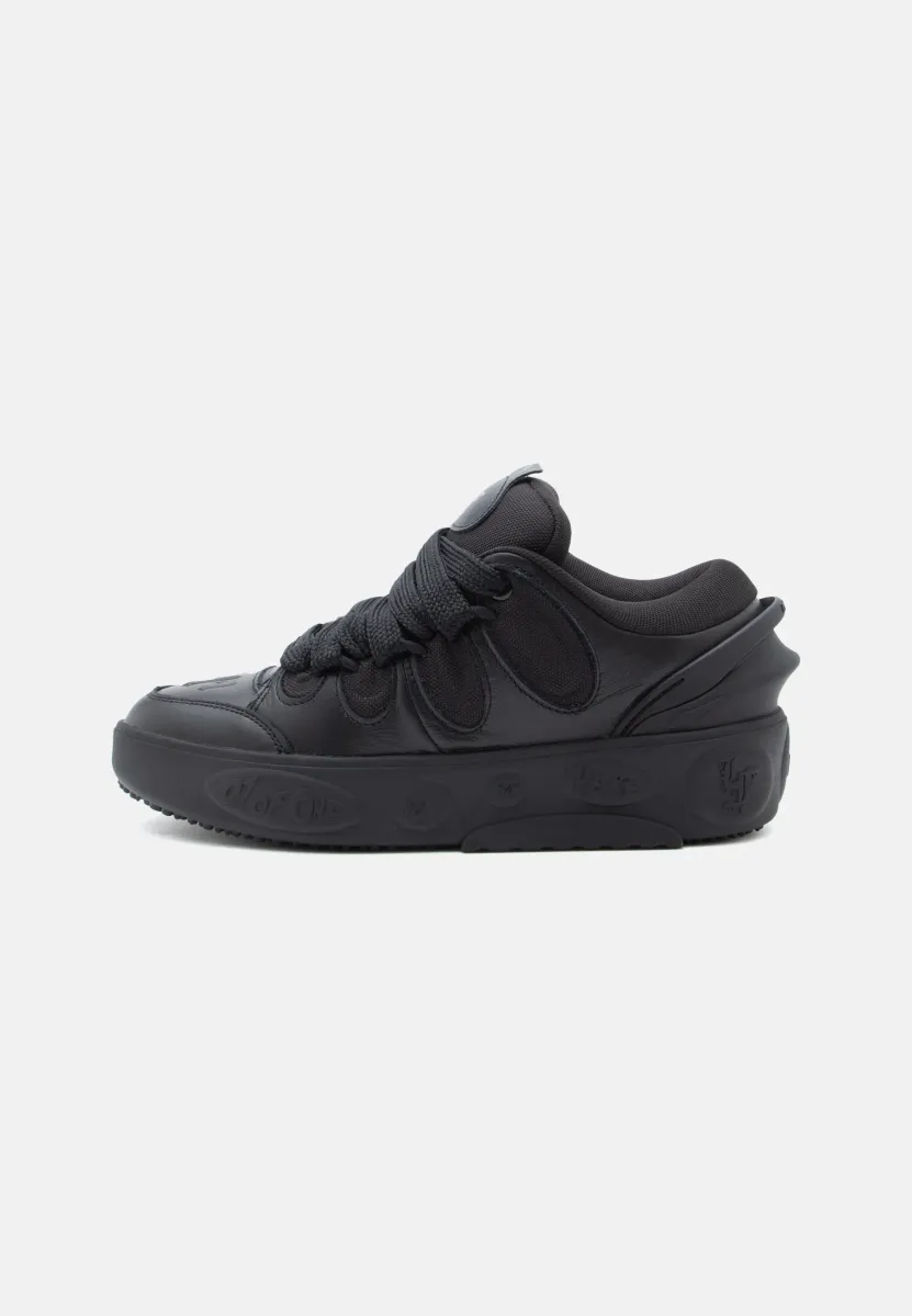 LA FRANCÉ - Basketballschuh - black