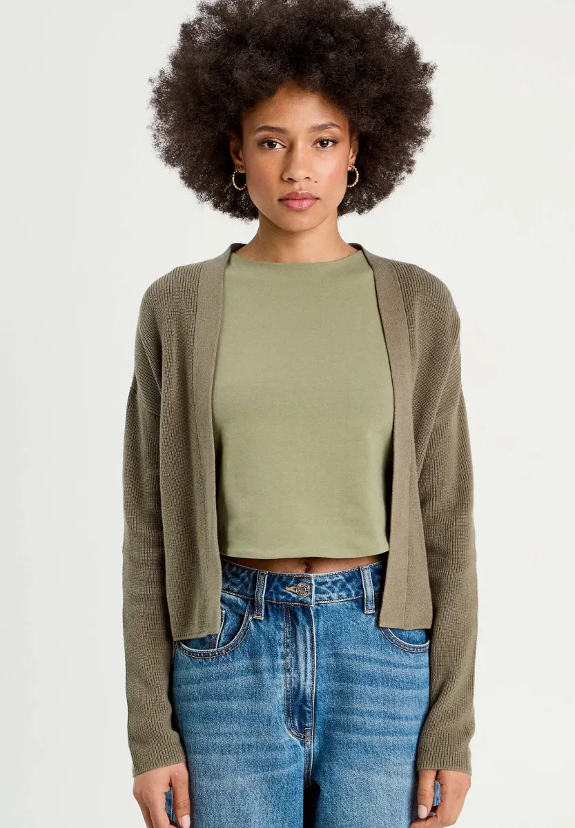 LANGERÄMLIGE  - Strickjacke - vert kaki
