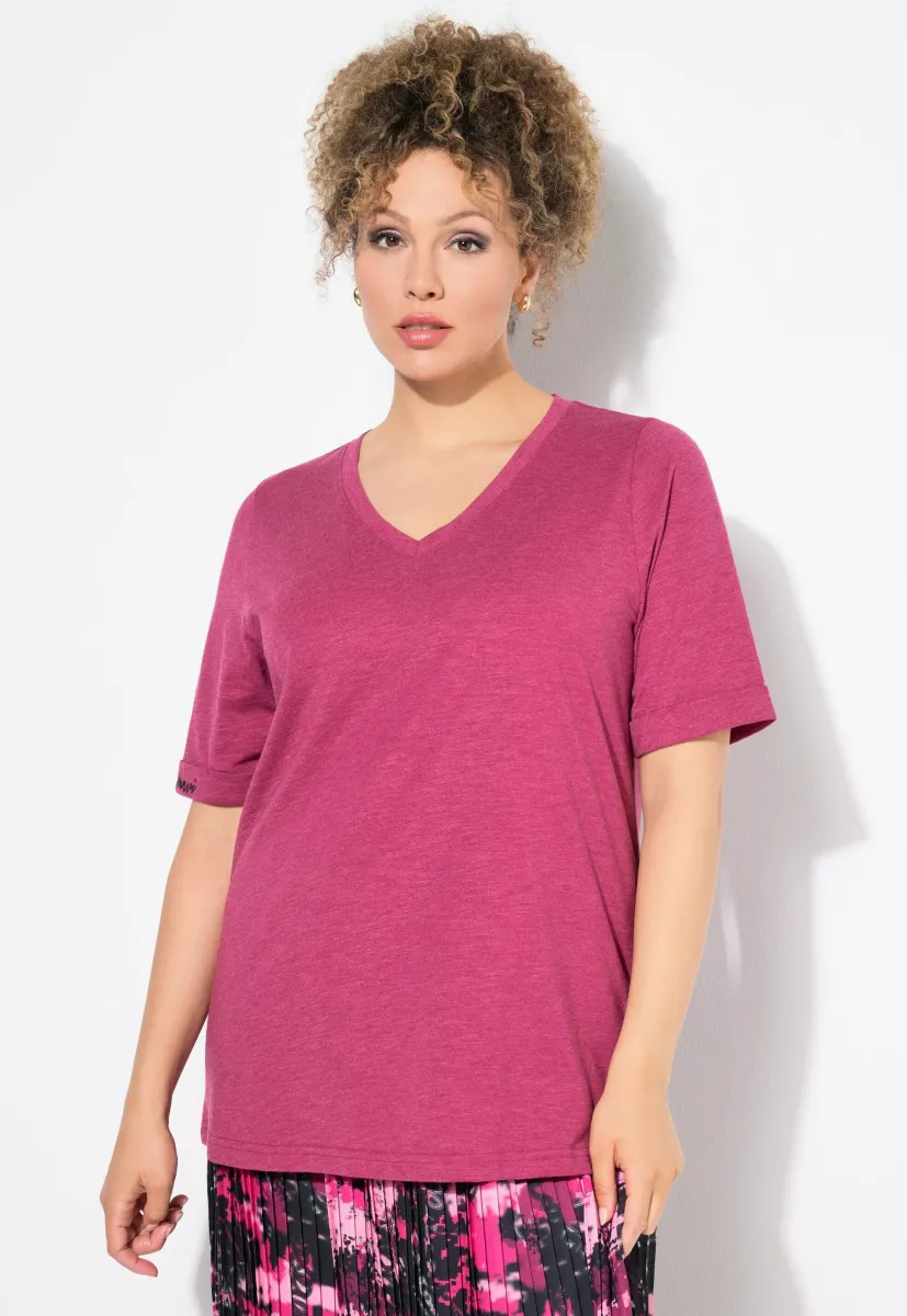 LATIN LETTERING SHORT SLEEVE V-NECK TEE - T-Shirt basic - ruby