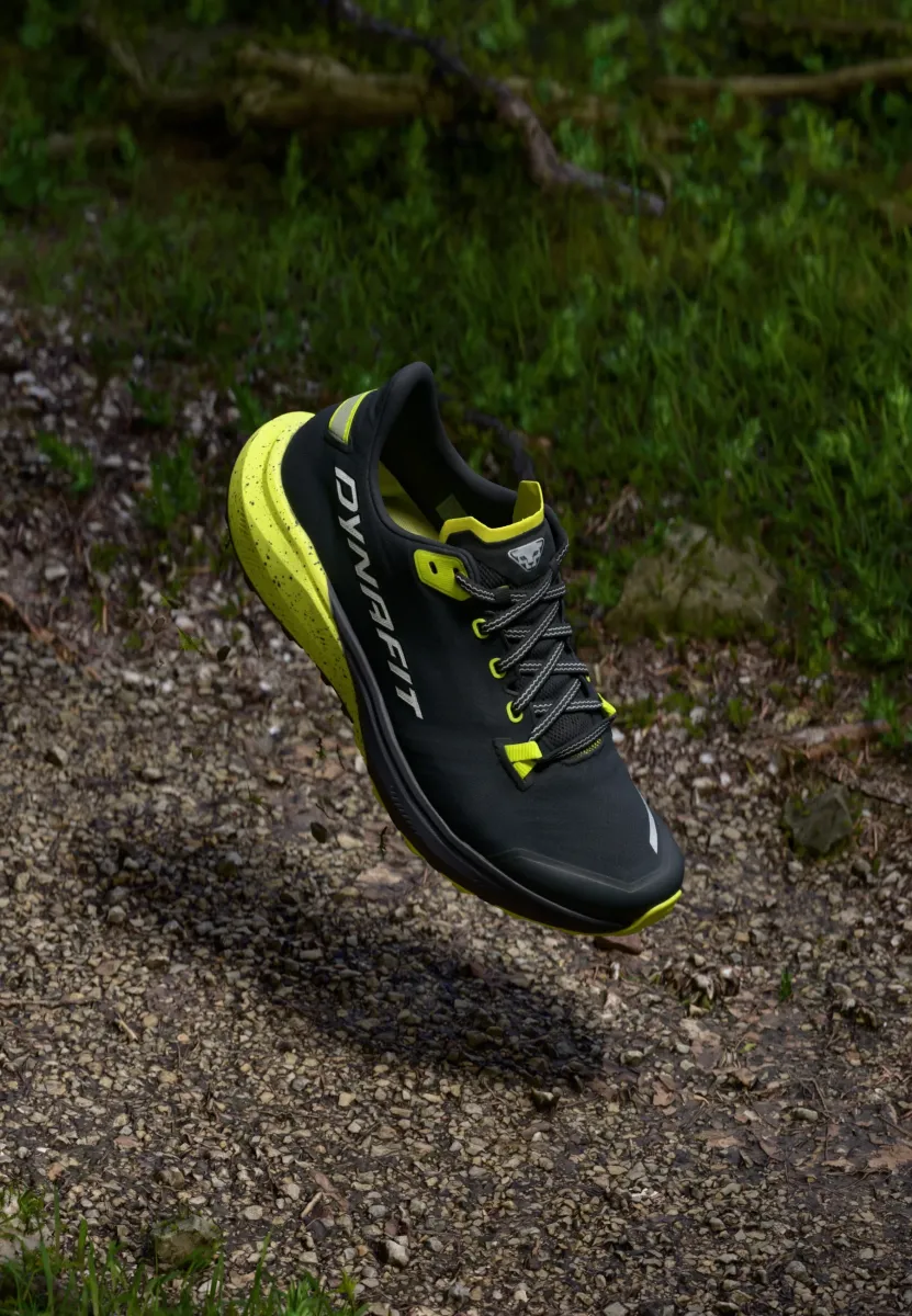 Laufschuh Trail - black out/fluo yellow