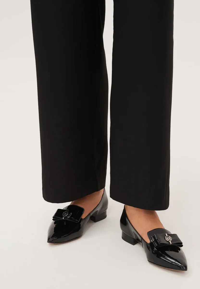 LAVENA - Slipper - black