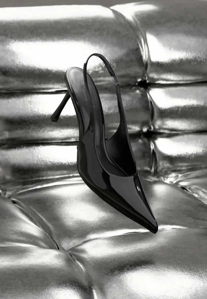 LAYLIN - Pumps - black