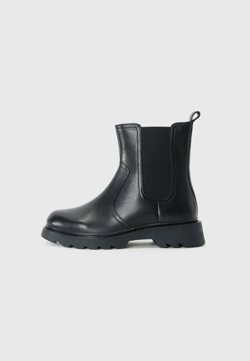 LEATHER - Ankle Boot - black