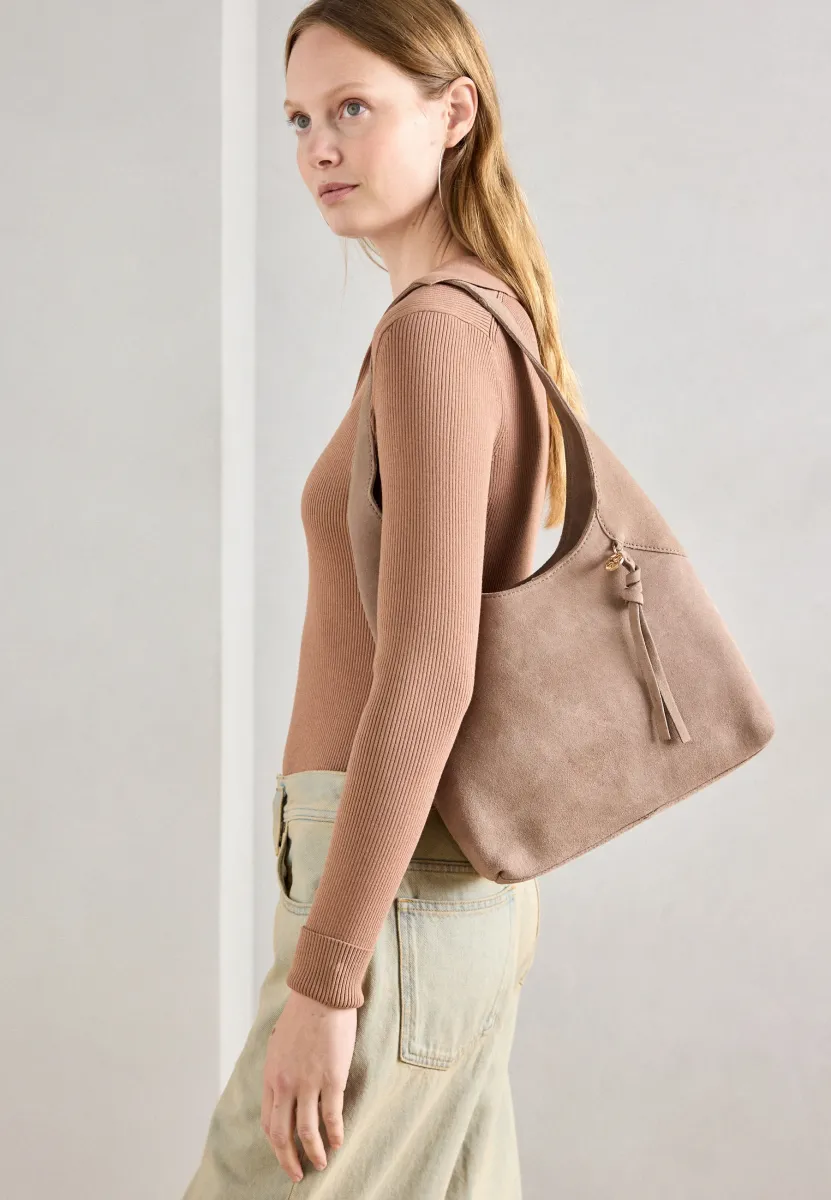 LEATHER - Handtasche - taupe