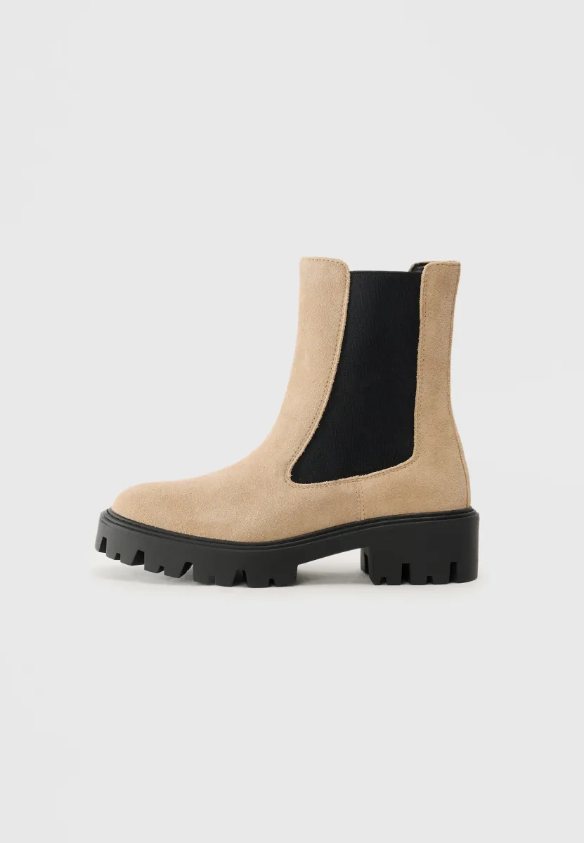 LEATHER ONLBETTY - Stiefelette - camel