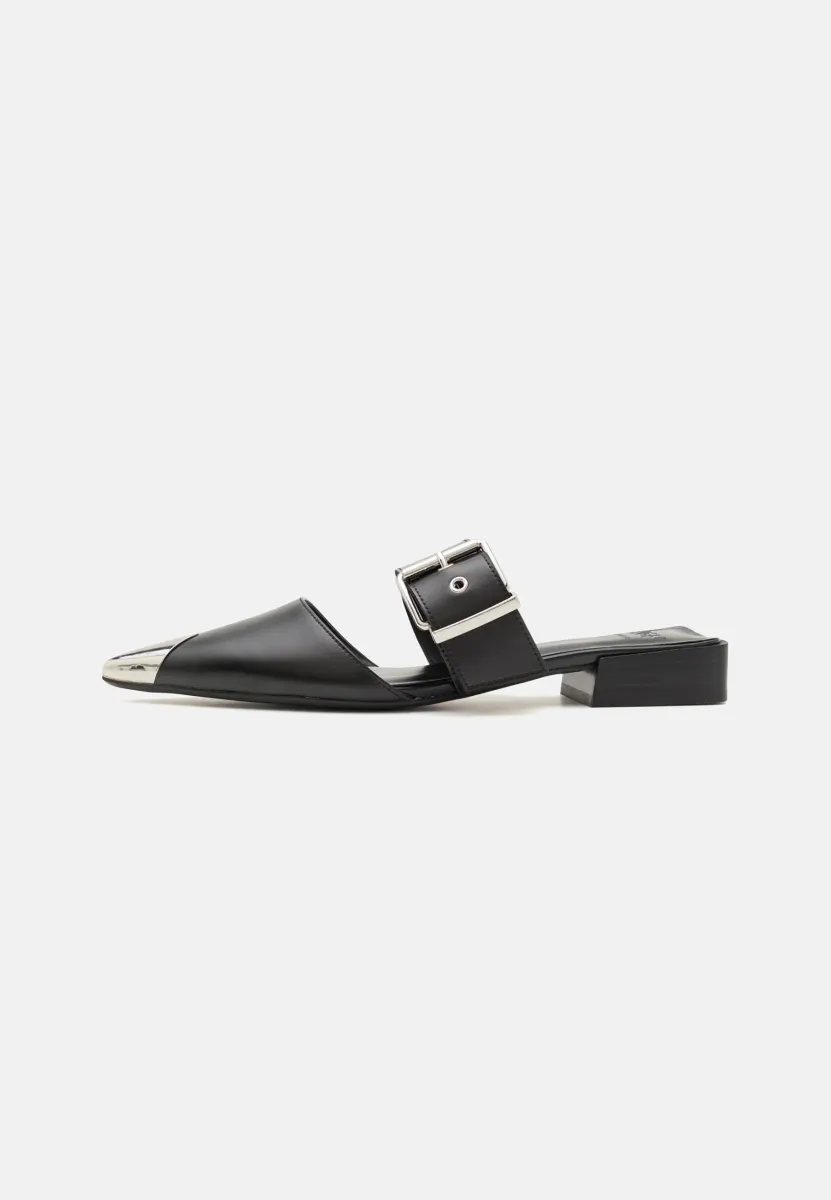 LEATHER - Pantolette flach - black