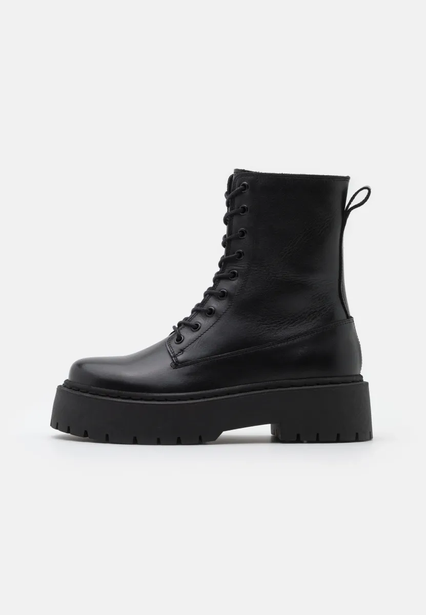 LEATHER - Plateaustiefelette - black