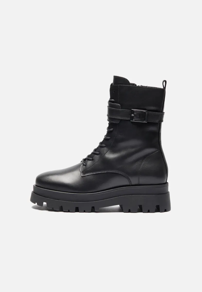 LEATHER - Plateaustiefelette - black