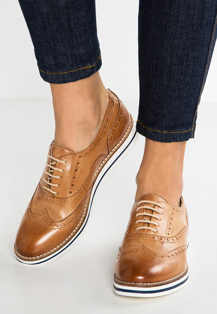 LEATHER - Sportlicher Schnürer - cognac