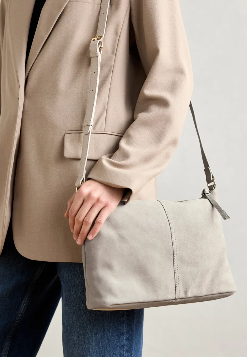 LEATHER - Umhängetasche - soft taupe