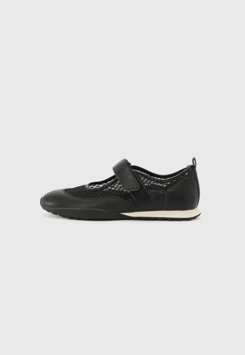 LEGALITRAM  - Klassischer Ballerina - black