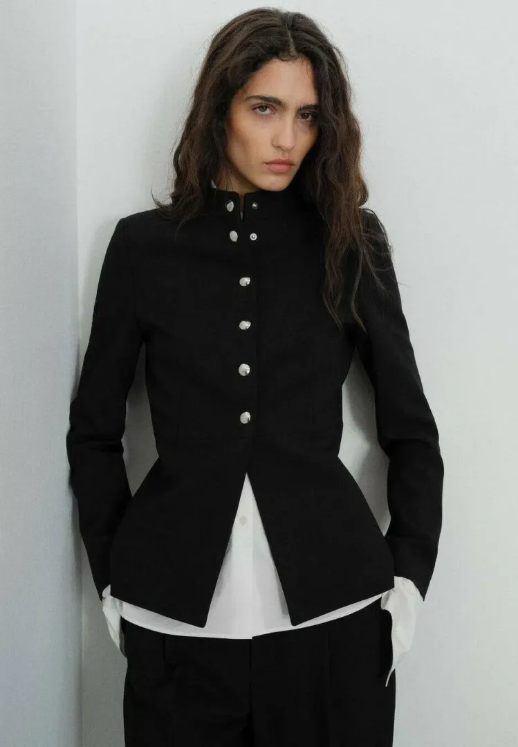 Leichte Jacke - black
