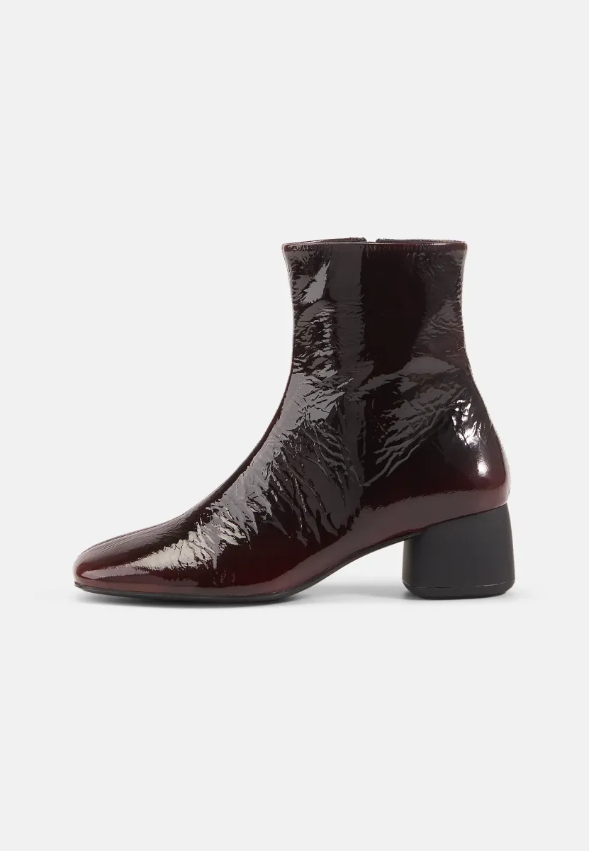 LIVIA - Stiefelette - cherry