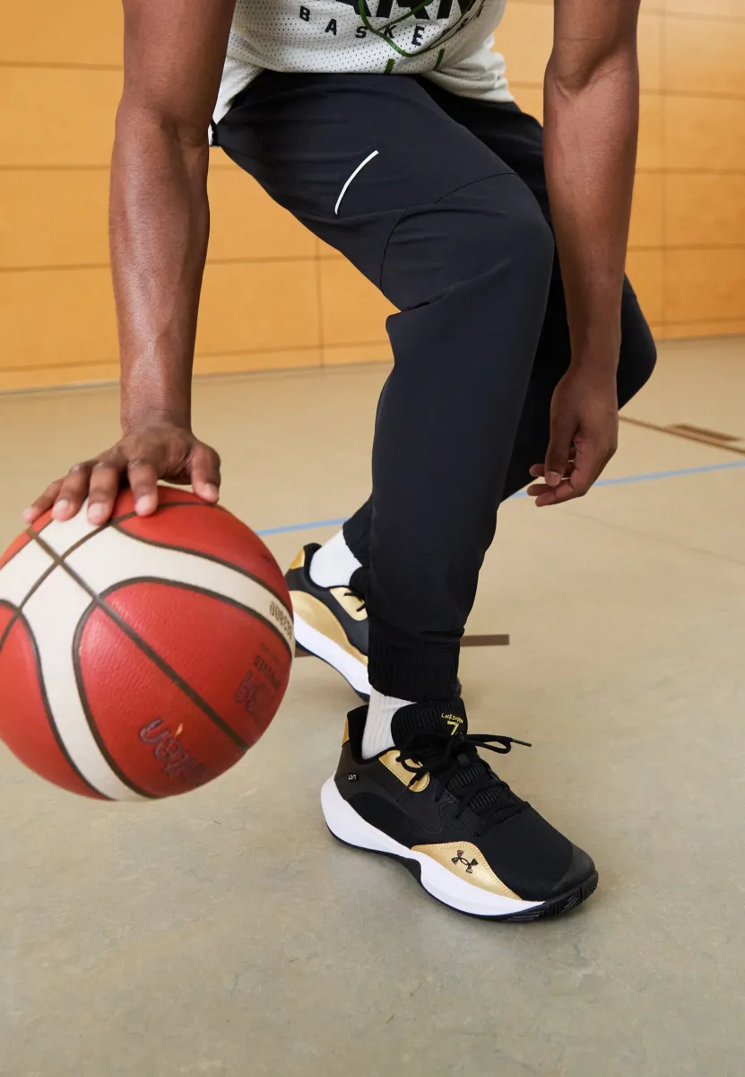 LOCKDOWN 7 - Basketballschuh - black/metallic gold