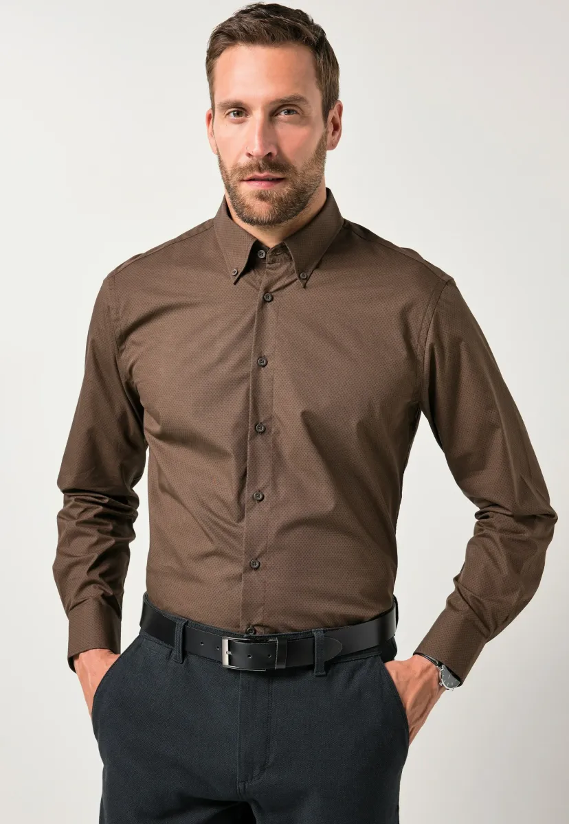 LONG-SLEEVED MINIMAL BUTTON DOWN COLLAR MODERN FIT - Hemd - coffee
