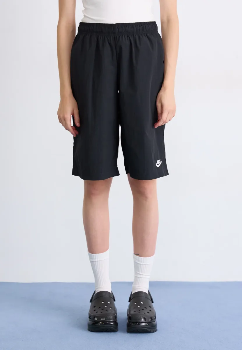 LONGLINE - Shorts - black