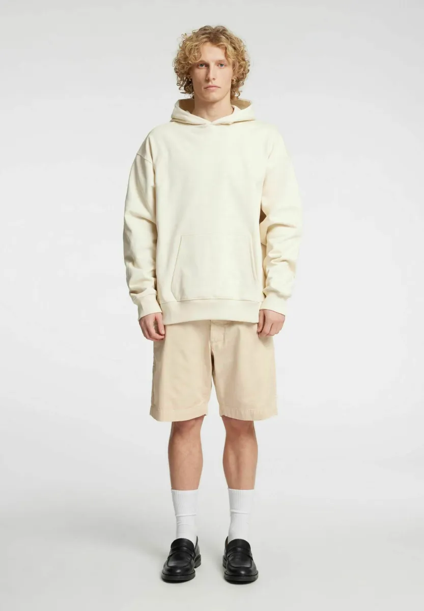 LOOSE FIT - Shorts - birch