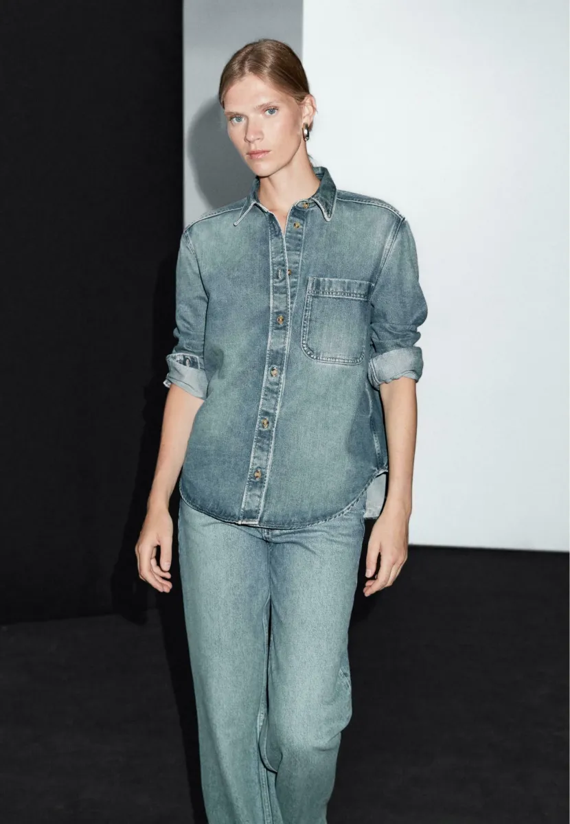 LOOSE-FITTING WITH POCKETS - Jeansjacke - blue denim