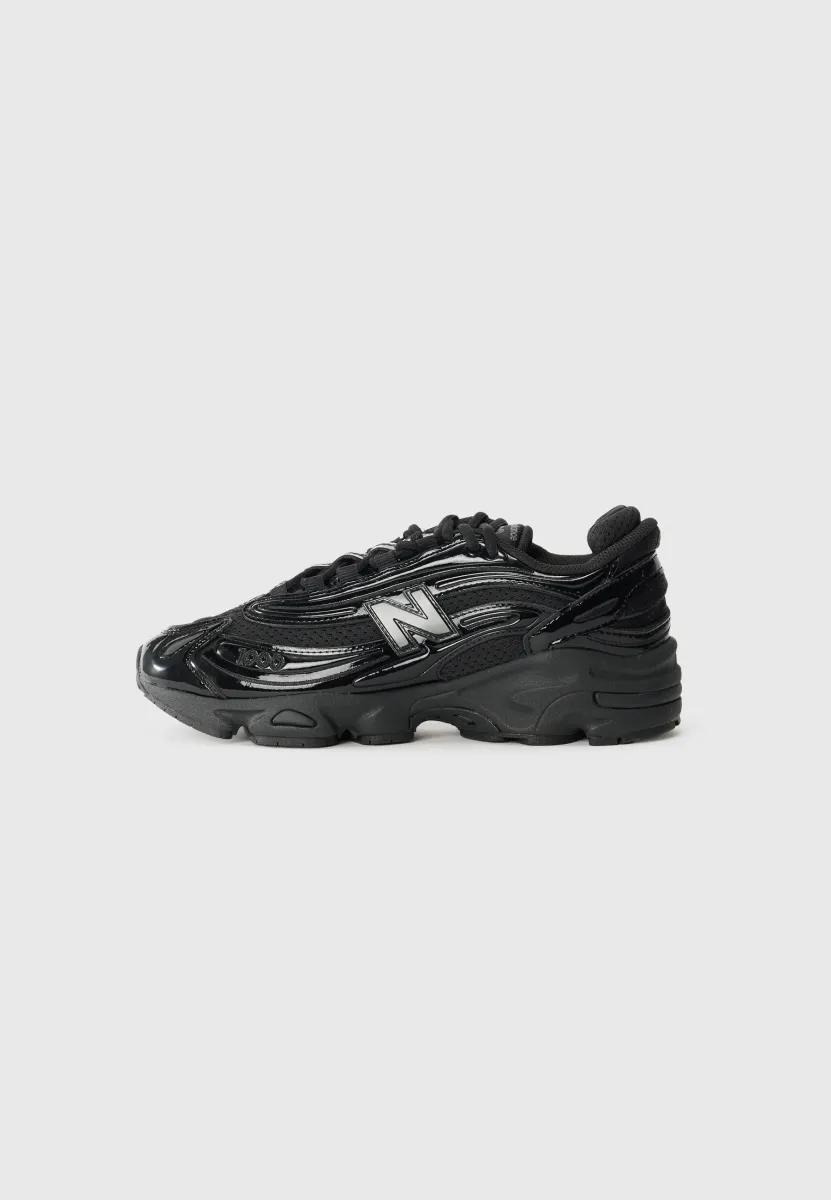 M1000 UNISEX - Sneaker low - black