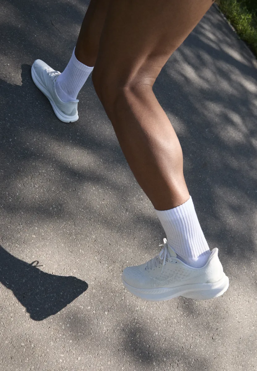 MACH 6 - Laufschuh Straße - white