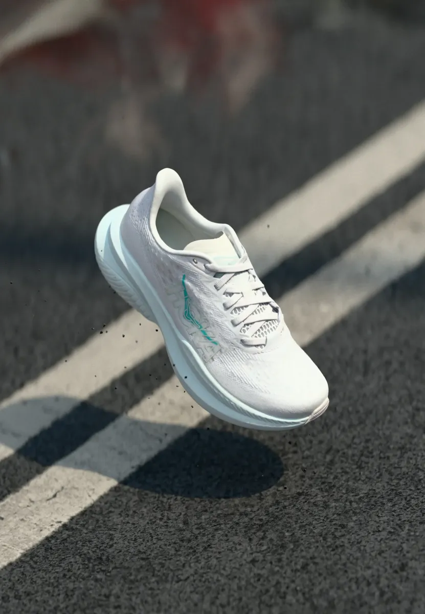MACH 6 - Laufschuh Straße - white/droplet