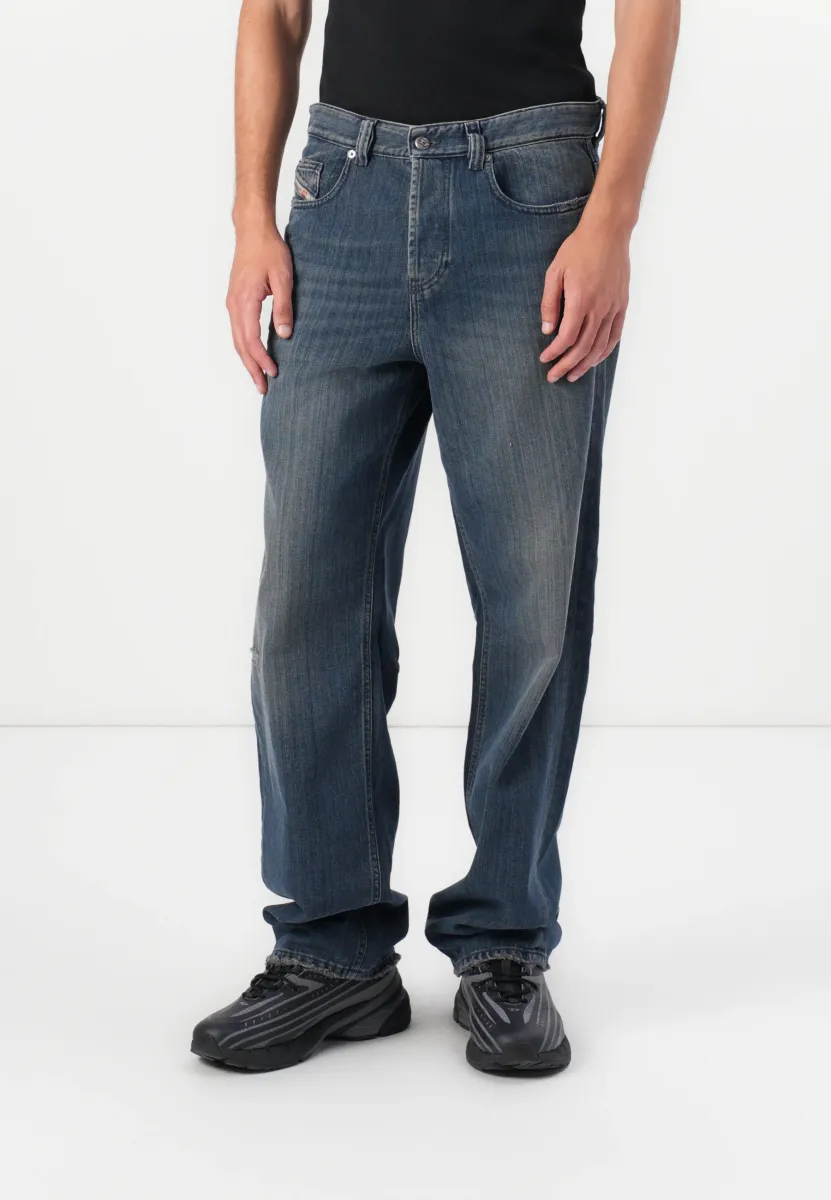 MACRO - Baggy Jeans - 01