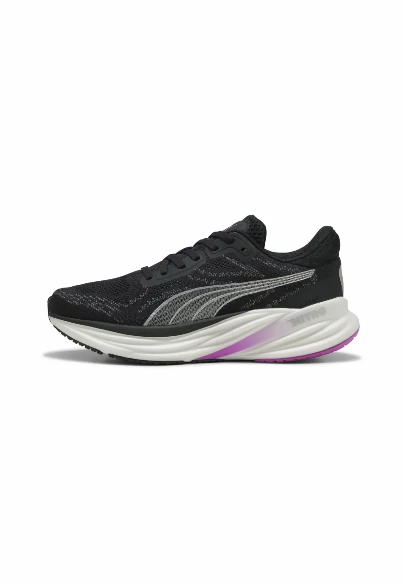 MAGNIFY - Laufschuh Straße - black pure magenta
