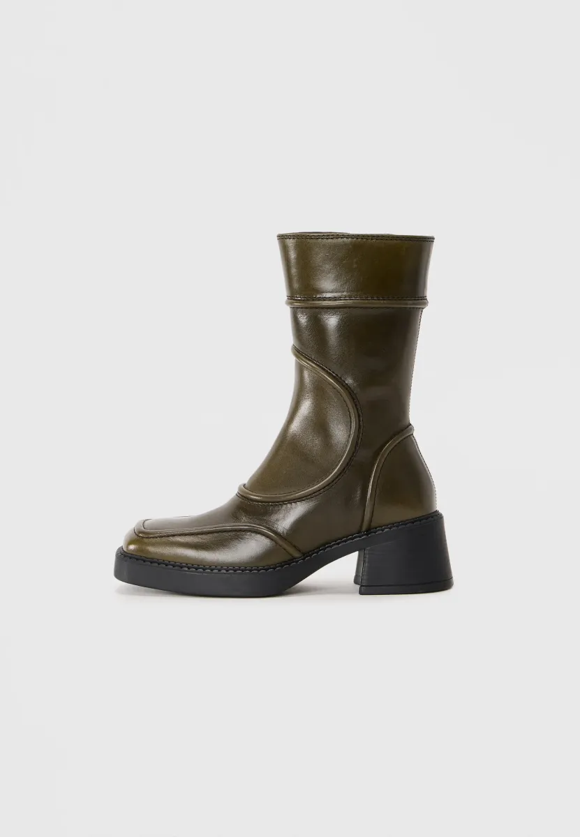 MALENE - Stiefel - new khaki
