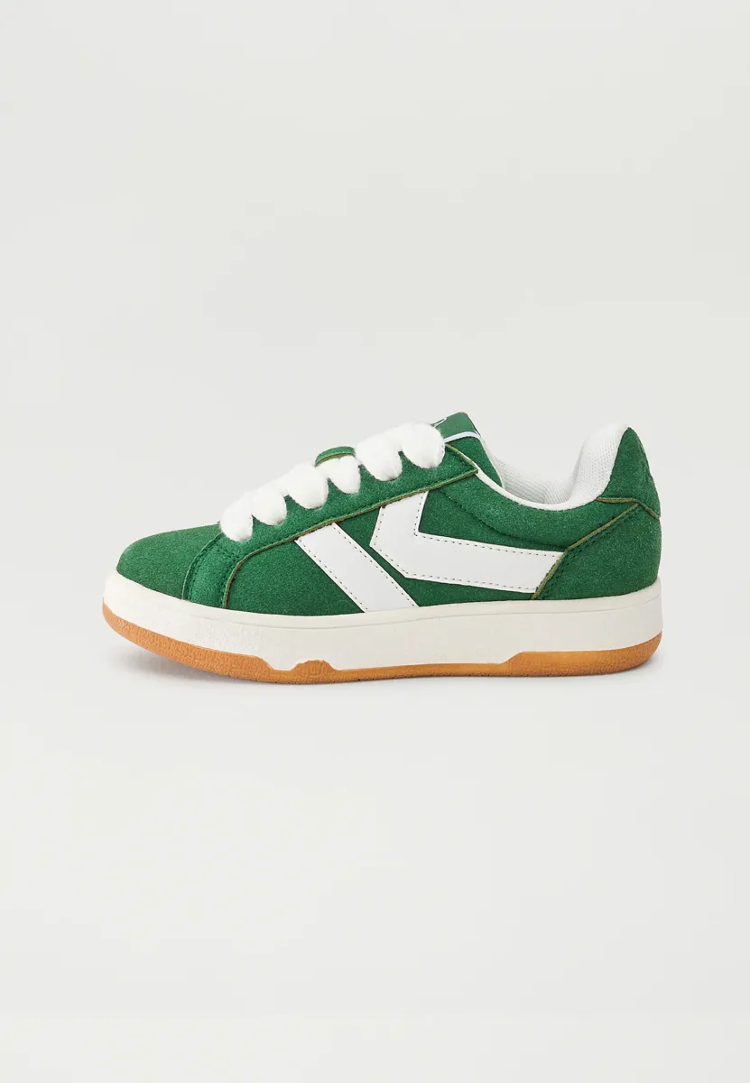 MARLON UNISEX - Sneaker low - green eden/white