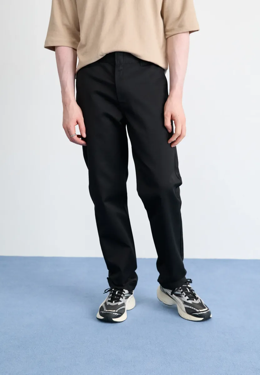 MASTER PANT - Stoffhose - black rinsed