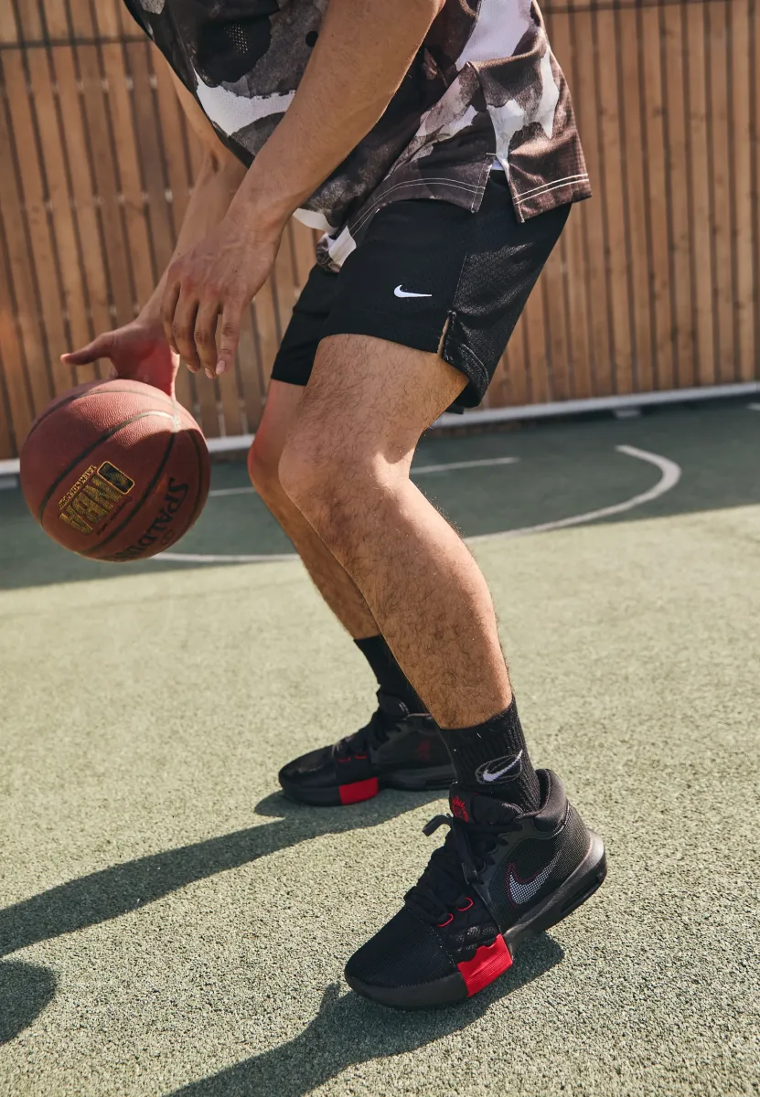 MESH SHORT 5IN - Kurze Sporthose - black/white