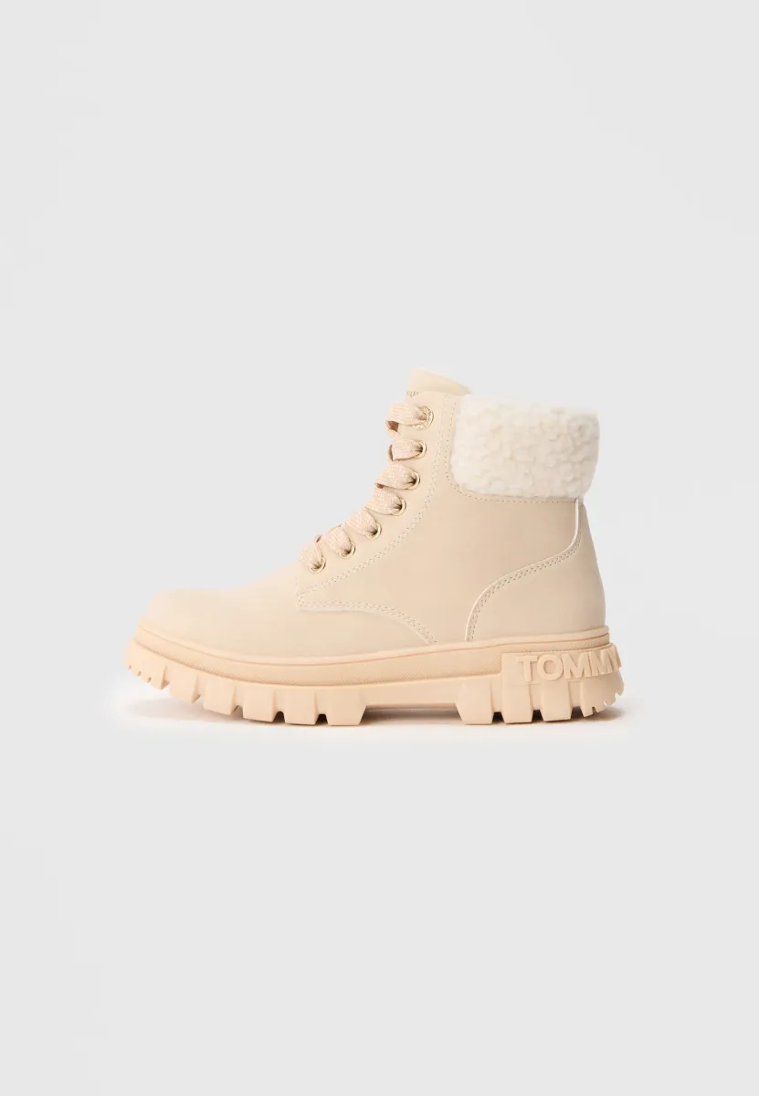 MICHIGAN - Schnürstiefelette - beige