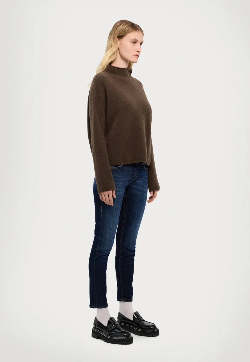 MIKA FUNNELNECK SWEATER - Strickpullover - driftwood