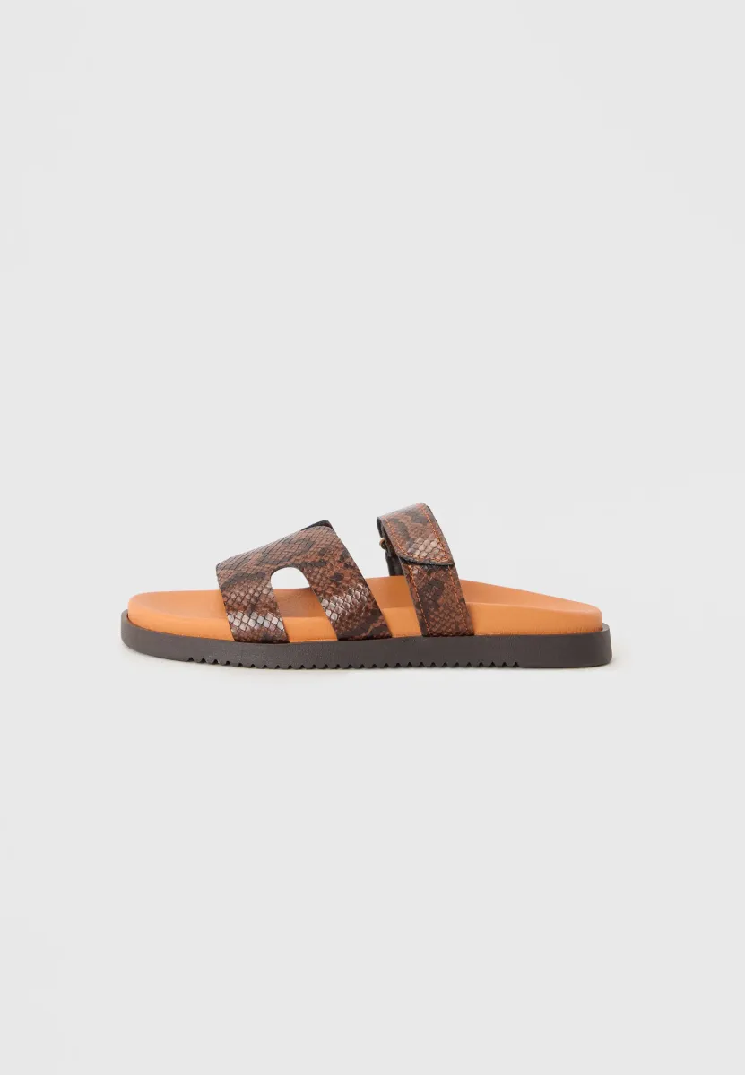 MISSILE - Pantolette flach - brown