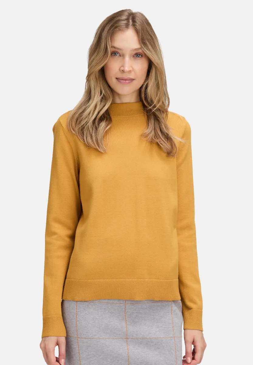 MIT STEHKRAGEN - Strickpullover - gold