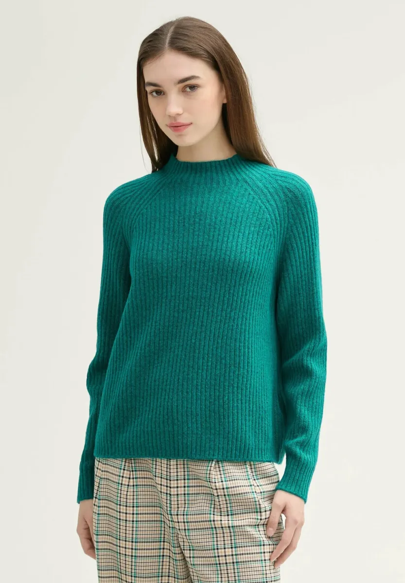 MIT STEHKRAGEN - Strickpullover - jade green melange