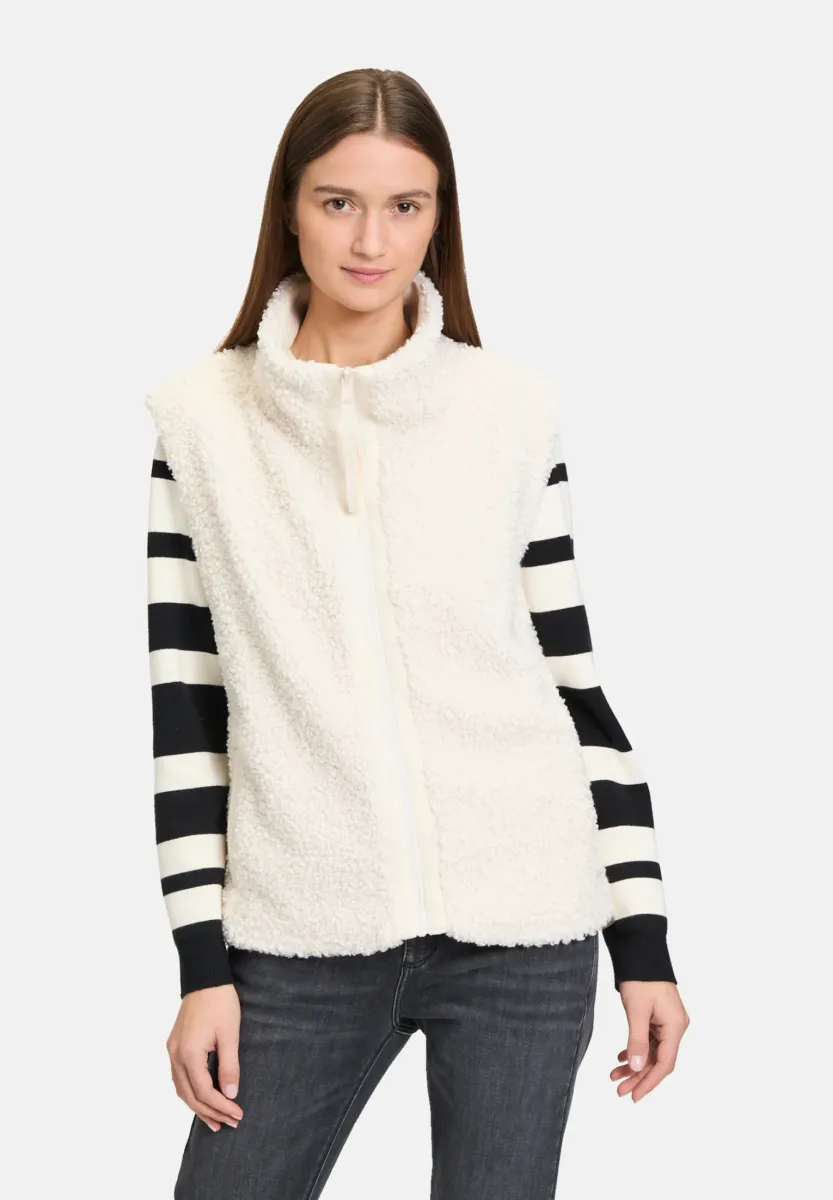 MIT TASCHEN - Weste - cream