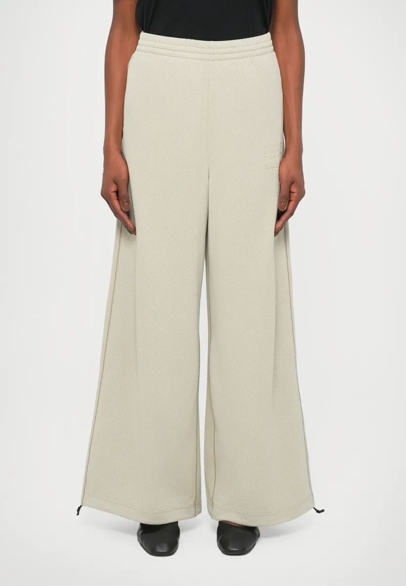 MM6 X SALOMON PANTS - Jogginghose - abbey stone