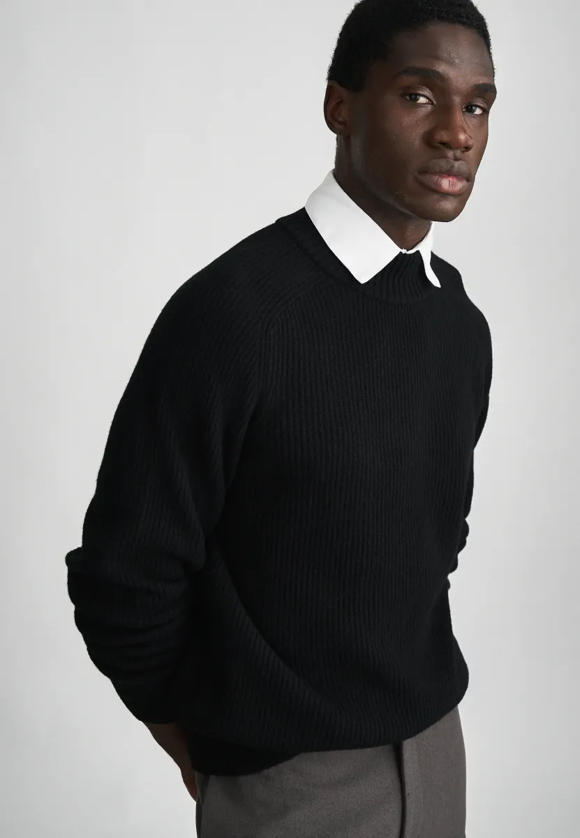 MOCKNECK SWEATER - Strickpullover - black
