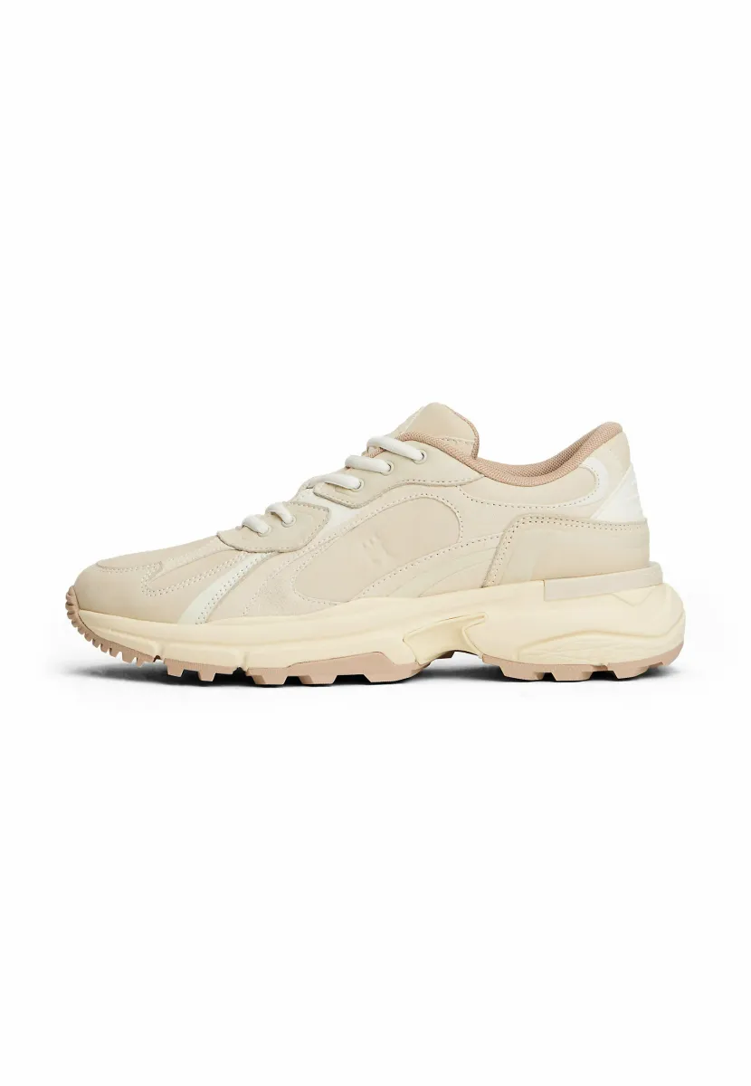 MONOGRAM CLEAT - Sneaker low - claystone