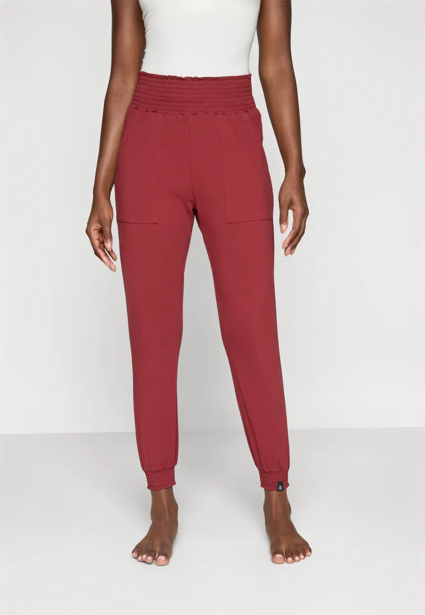 MORJIM TAPERED PANTS - Jogginghose - rubis